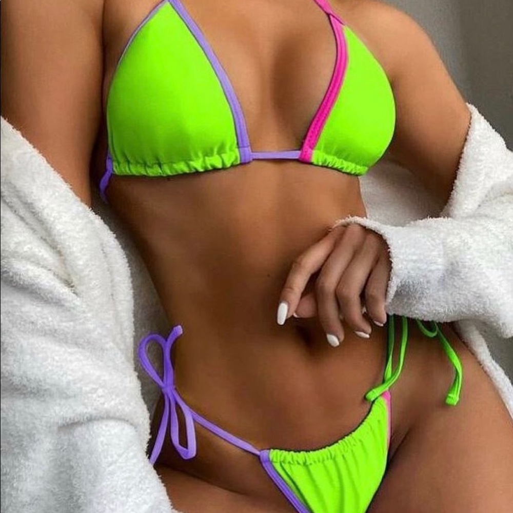 Mix It Up Contrast Bikini BRAND NEW NEVER WORN (BOUTIQUE ITEM)